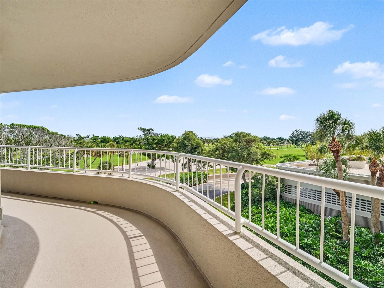 775 LONGBOAT CLUB ROAD 304