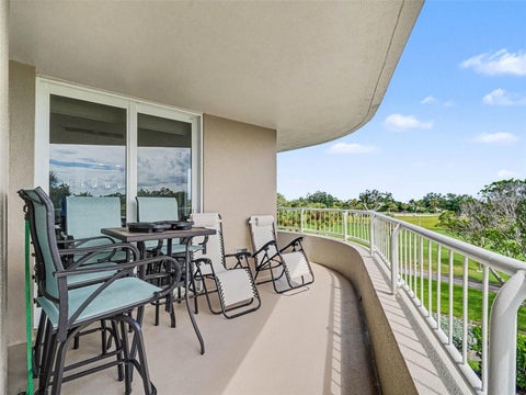775 Longboat Club Road 304, Longboat Key, FL 34228