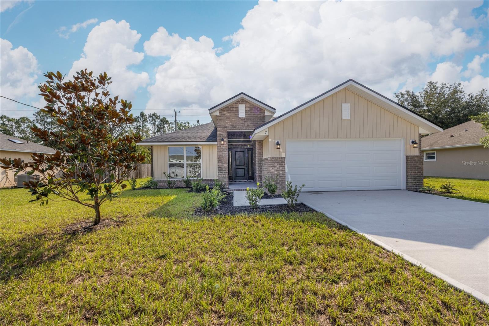 7 ZIRCON COURT