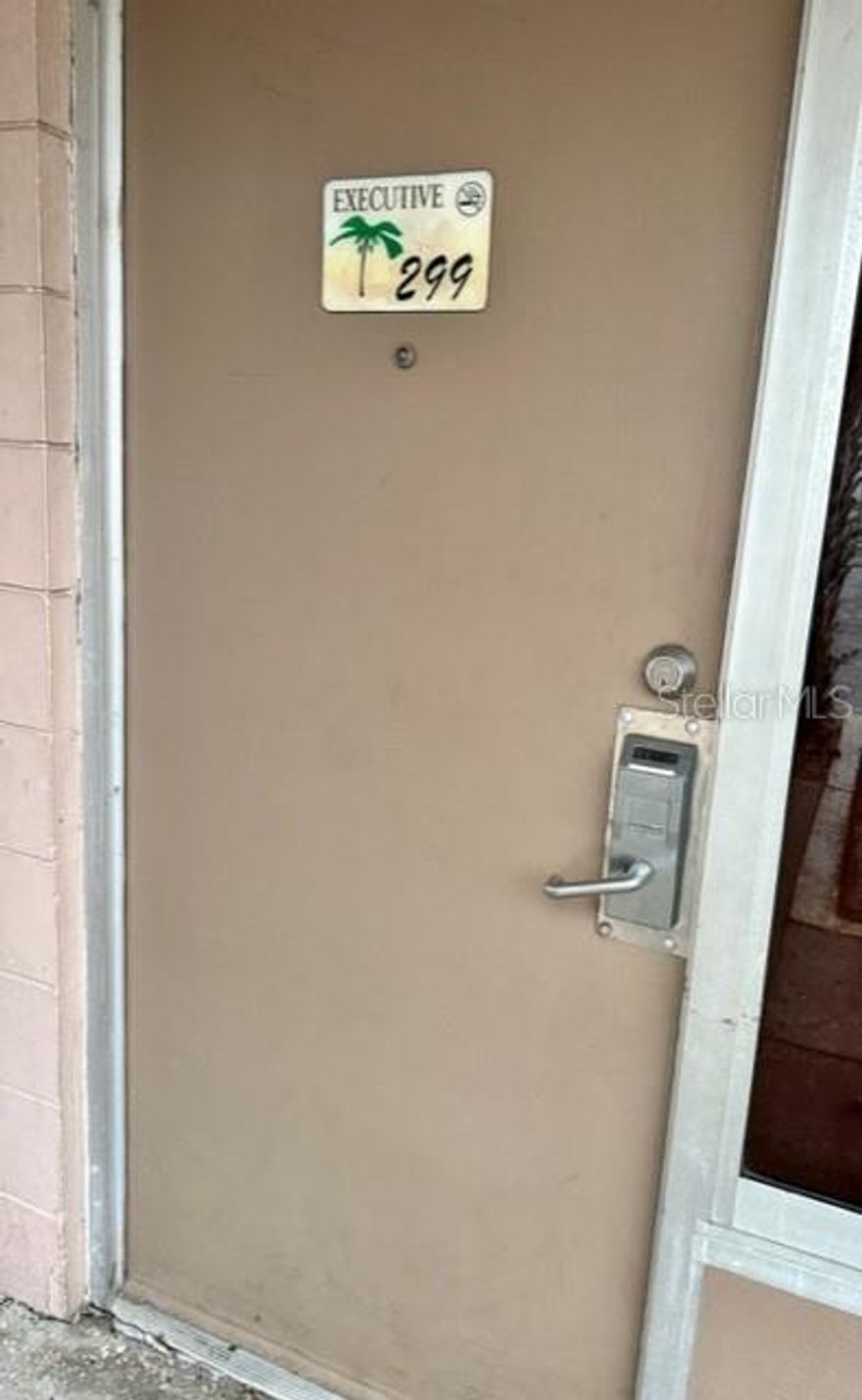 THIS CONDO IS IDEALLY SUITED AS A VACATION RESIDENCE FOR A DISNEY PARK LOVING FAMILY, INDIVIDUAL OR RETIREE THAT IS LOOKING FOR A LOW-MAINTENANCE LIFE STYLE. THE CONDO IS SITUATED IN A WELL KEPT COMMUNITY WITH A FULL TIME STAFFED OFFICE. EACH RESIDENCE UNIT IS SOLD AS IS, THIS UNIT IS FULLY FURNISHED. PLEASE REACH OUT TO A LISTING AGENT DIRECTLY FOR SHOWING. GREAT INCOME PRODUCING PROPERTY CENTRALLY LOCATED OFF I4 AND HWY 27 CORRIDOR. HALF WAY BETWEEN ORLANDO AND TAMPA, COAST TO COAST LOCATION