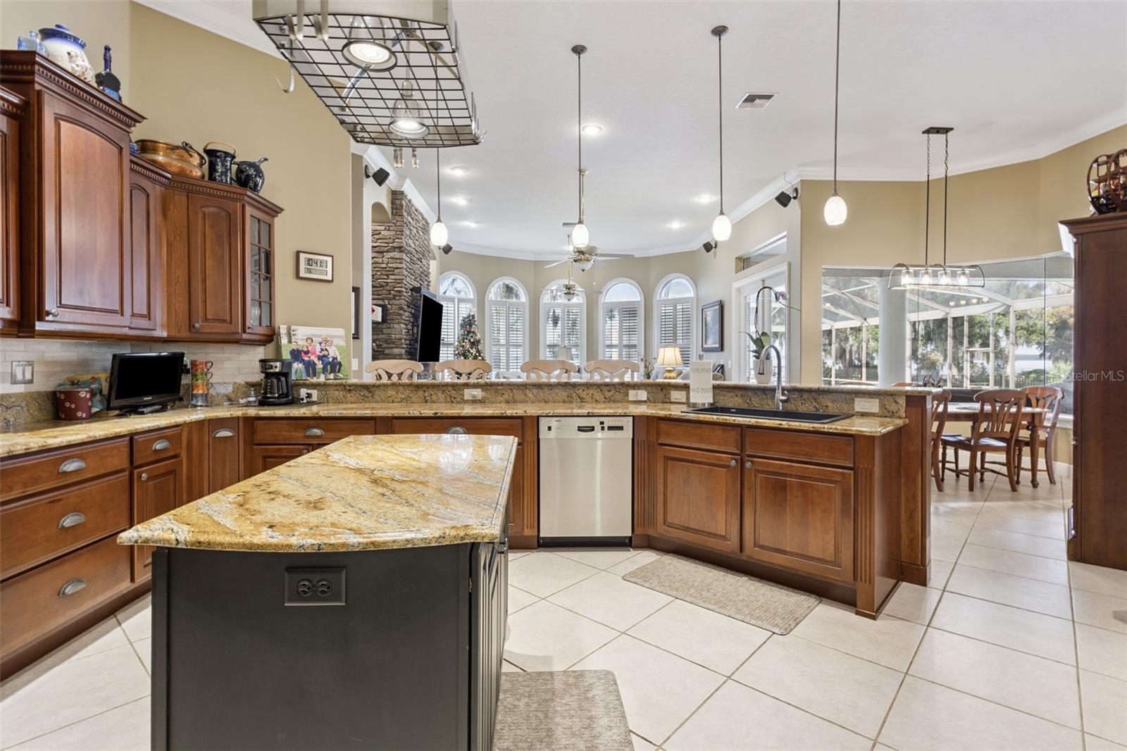 TAVARES PENINSULA TRACTS A-G REP - Residential