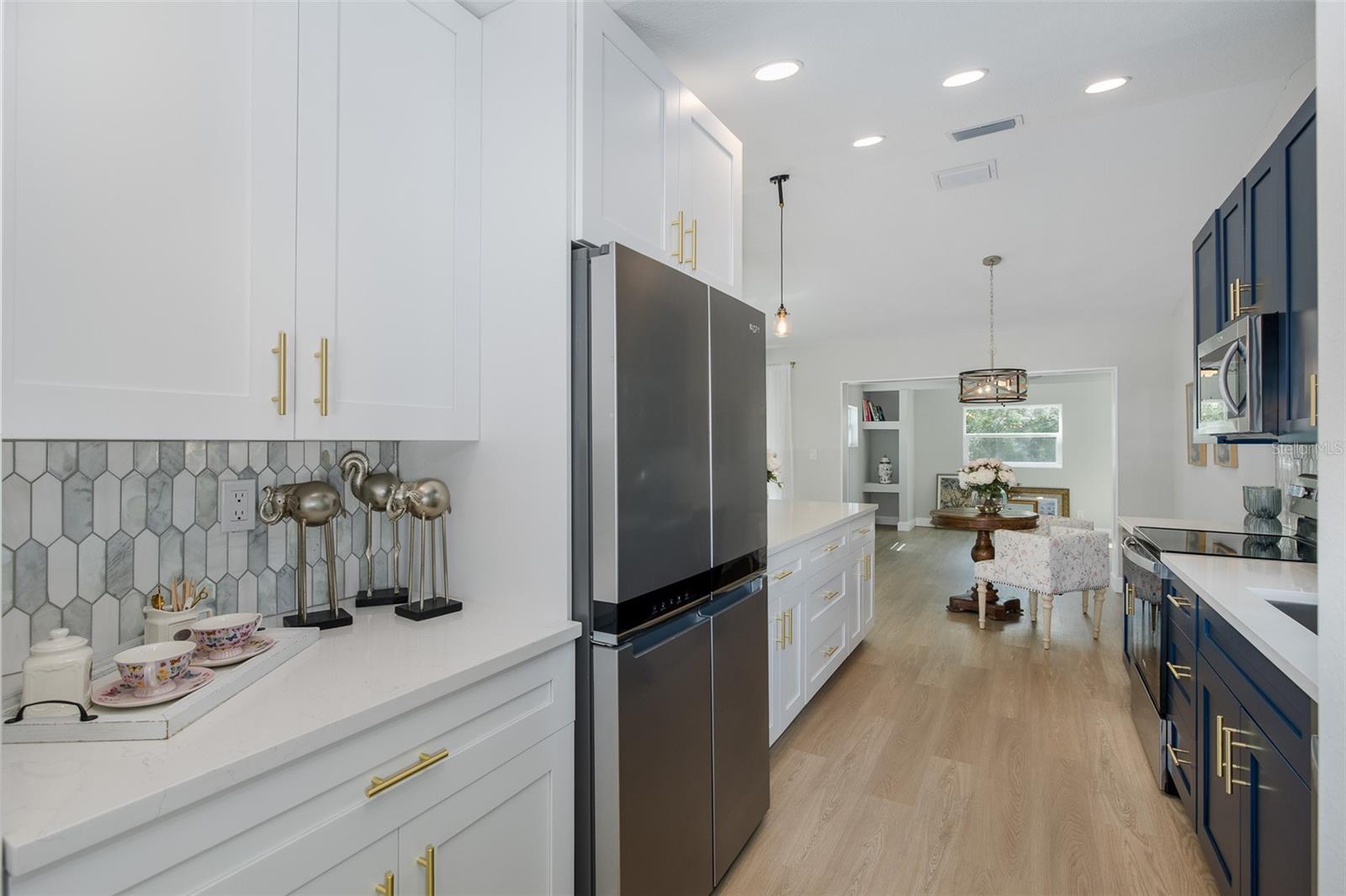 SEVEN SPGS HOMES - Residential