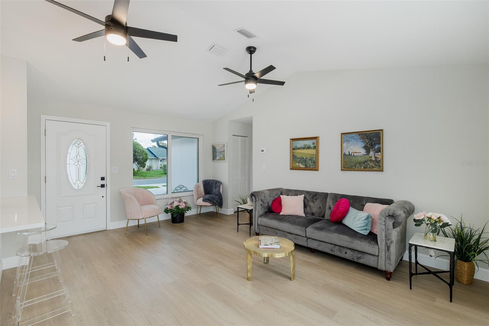 SEVEN SPGS HOMES - Residential