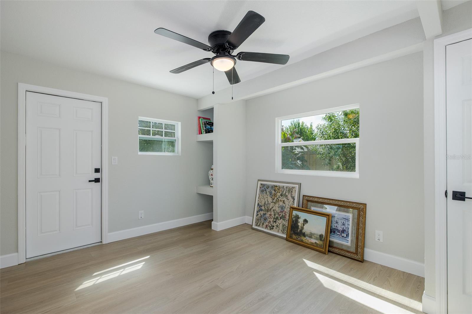 SEVEN SPGS HOMES - Residential