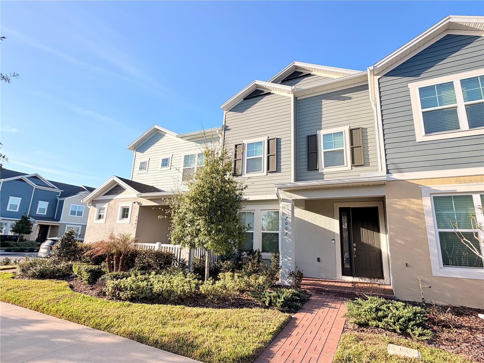 MEZZANO - Residential