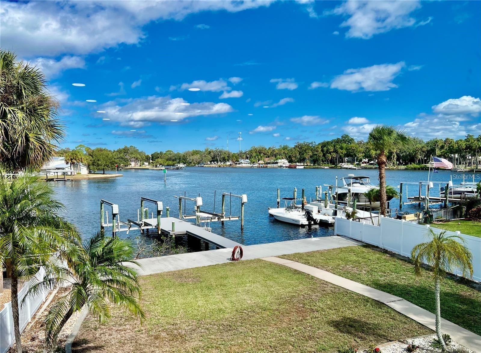 5517 MANATEE POINT DRIVE