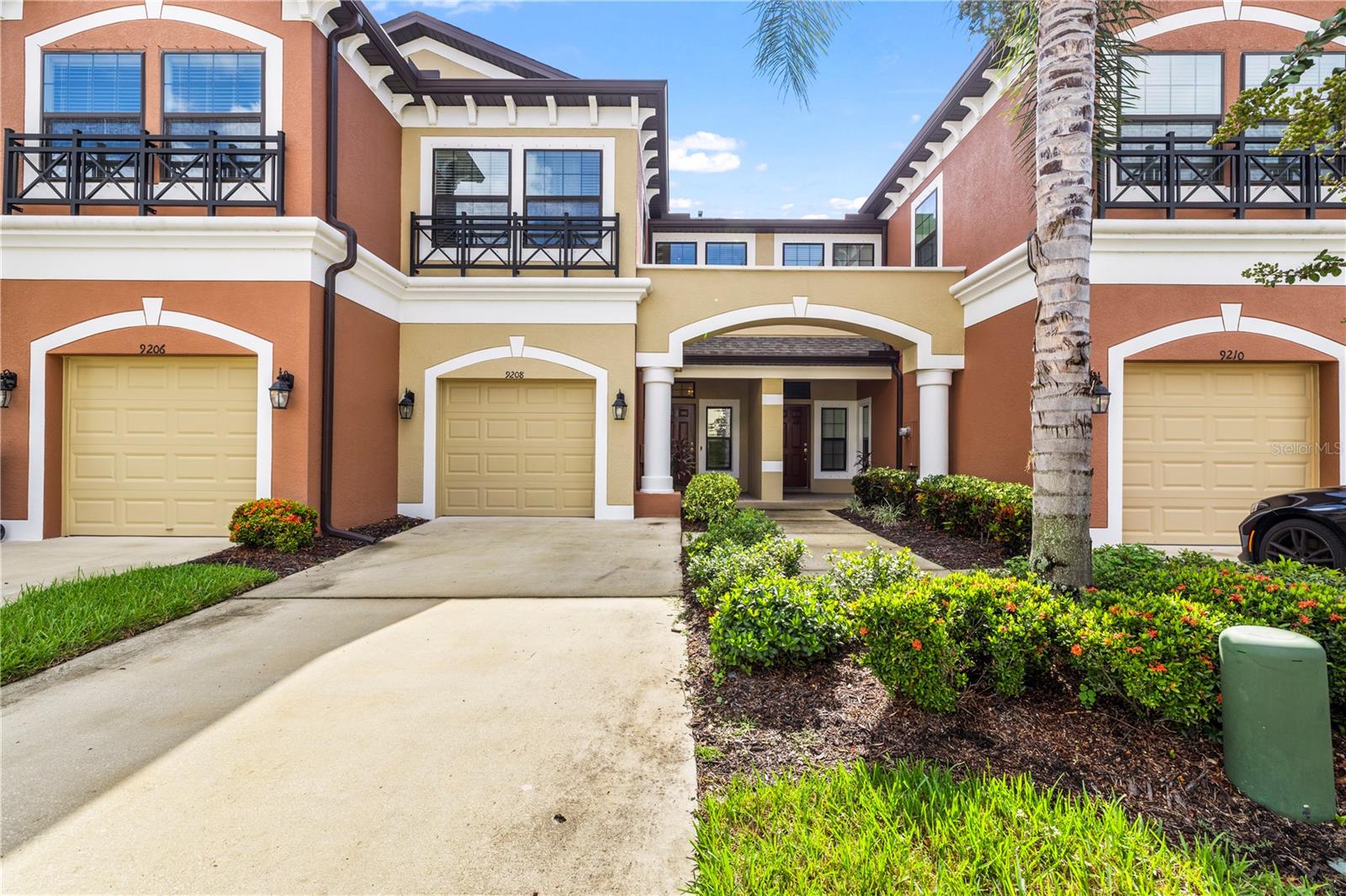 9208 FOX SPARROW ROAD