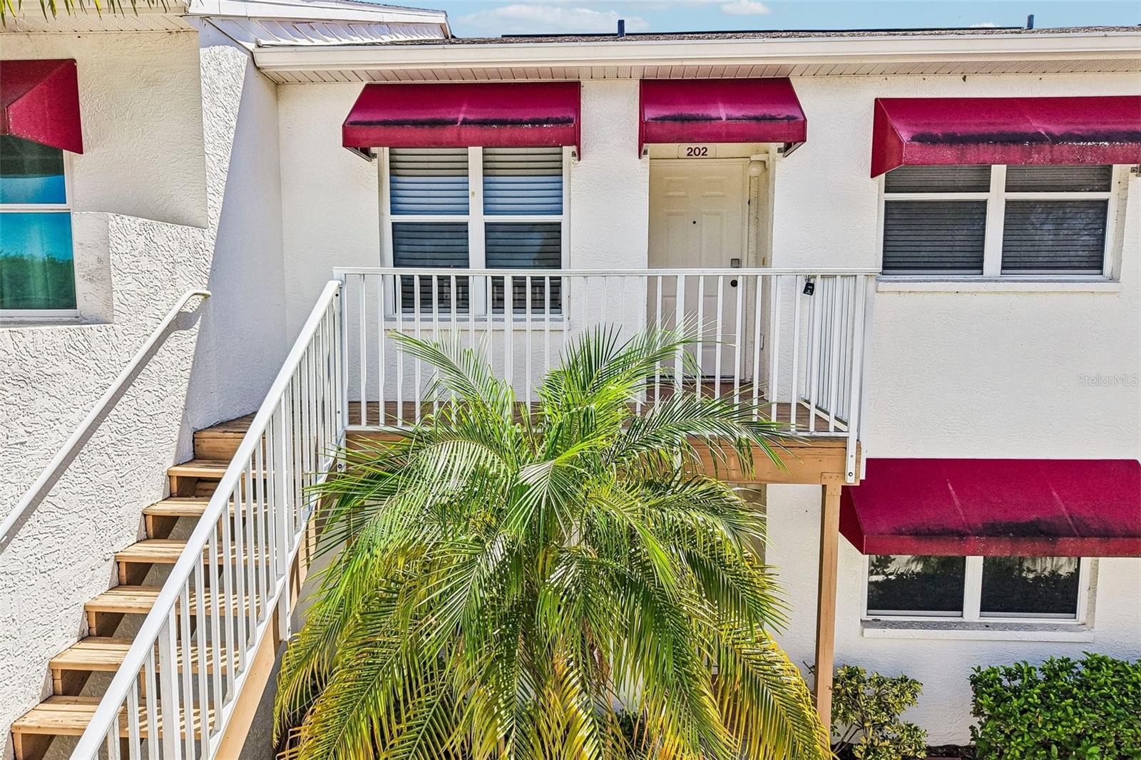 1400 WATER VIEW DRIVE W 202