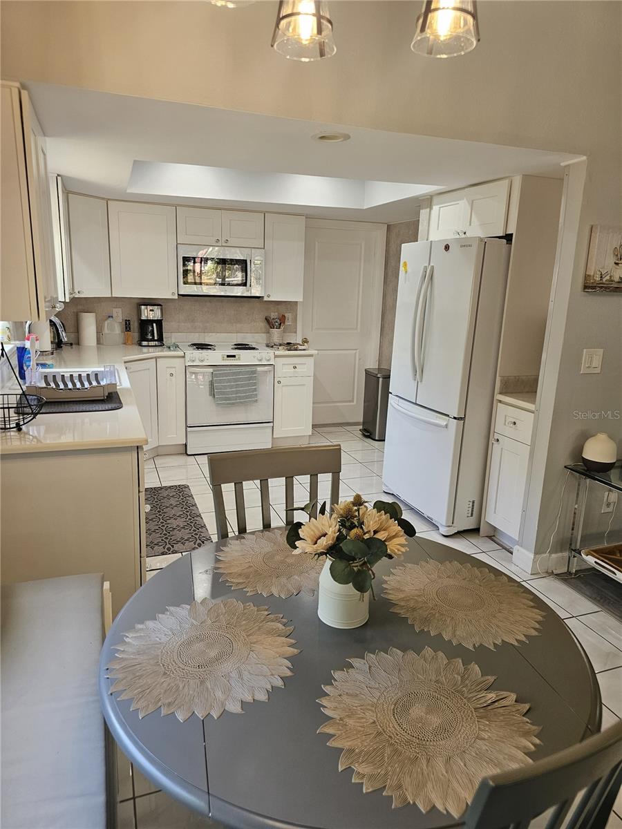CLUBHOUSE ESTATES OF COUNTRYSIDE - Residential Lease