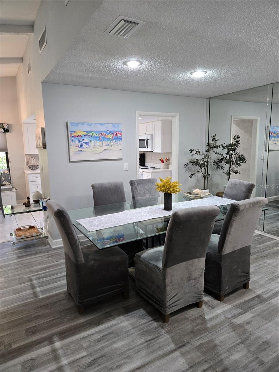 CLUBHOUSE ESTATES OF COUNTRYSIDE - Residential Lease