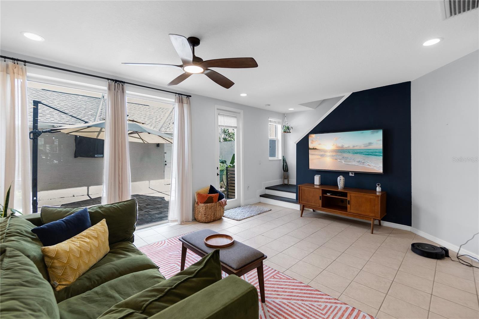 HARBORAGE ON BRADEN RIVER PH I - Residential Lease