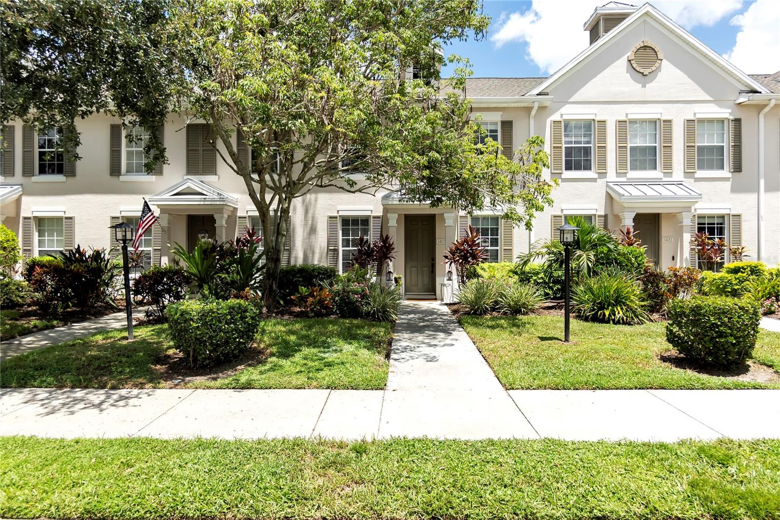 HARBORAGE ON BRADEN RIVER PH I - Residential Lease