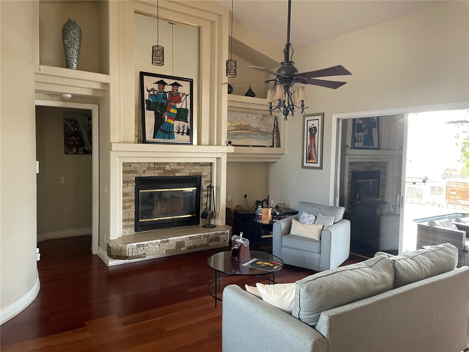 HAMMOCKS - Residential