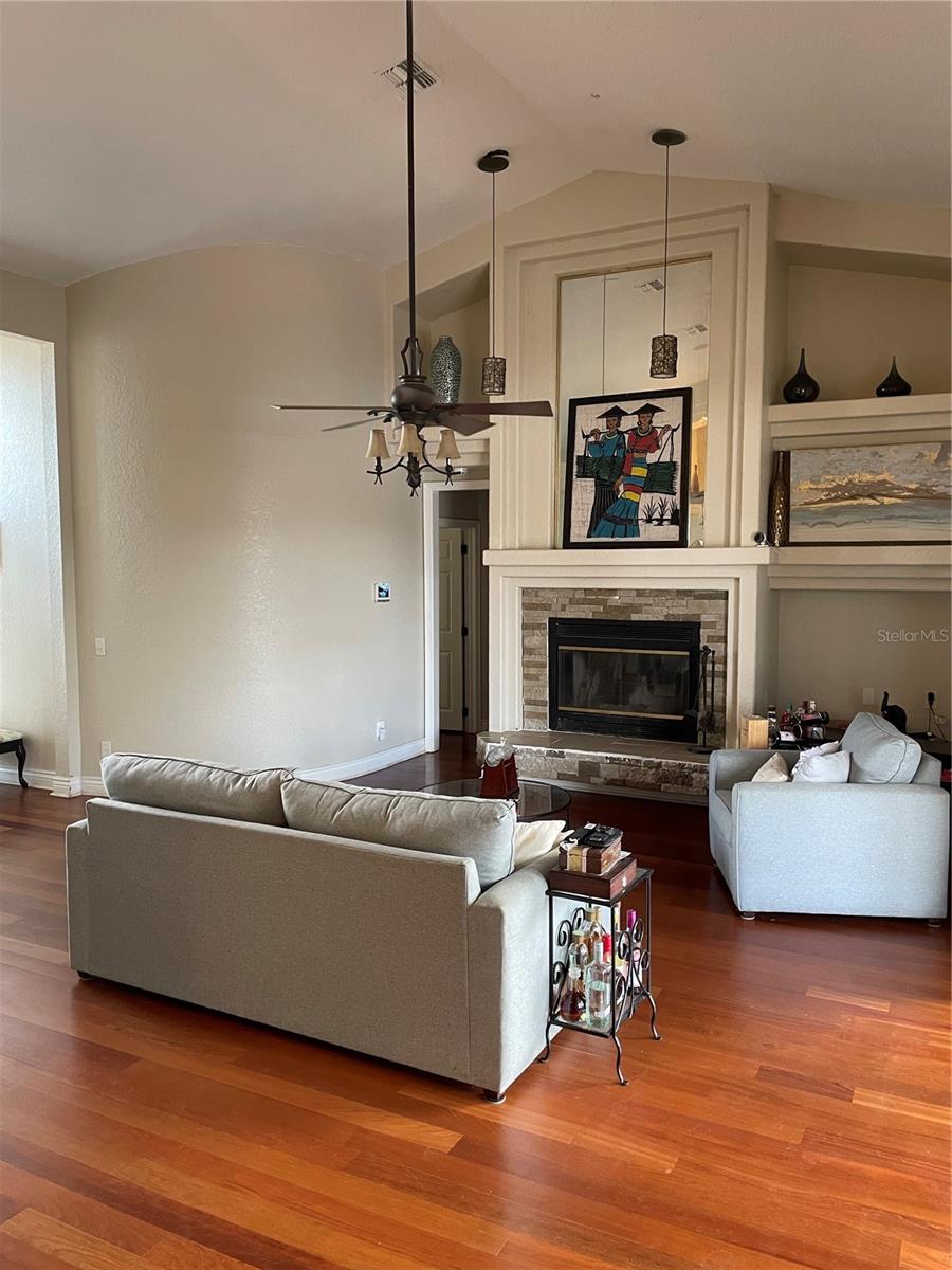 HAMMOCKS - Residential