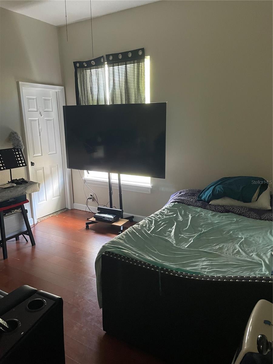 HAMMOCKS - Residential