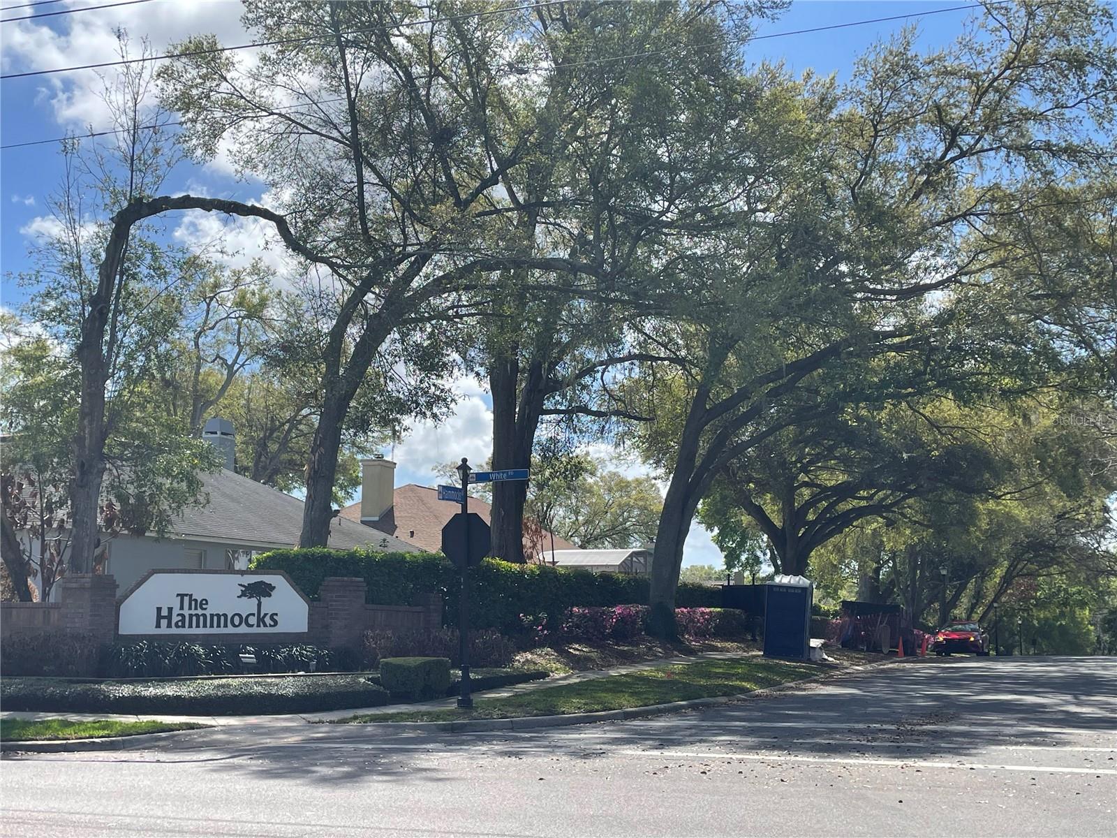 HAMMOCKS - Residential