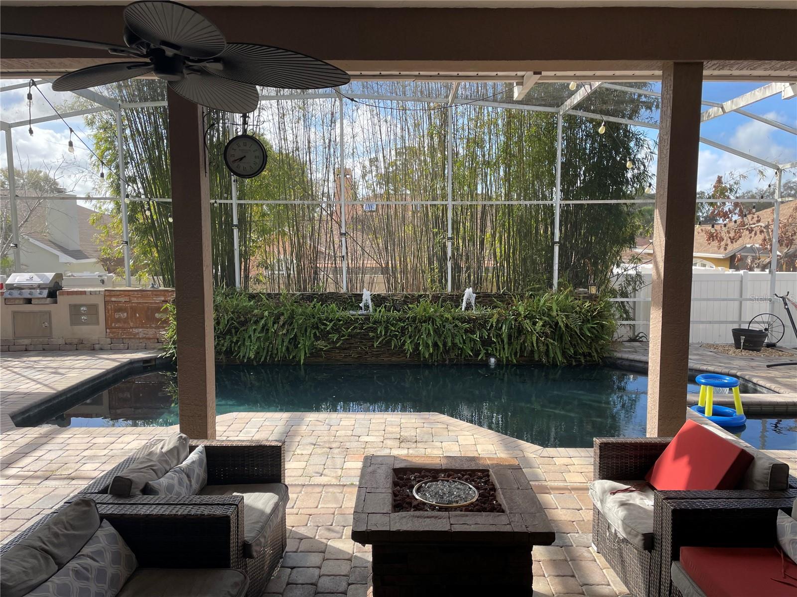 HAMMOCKS - Residential