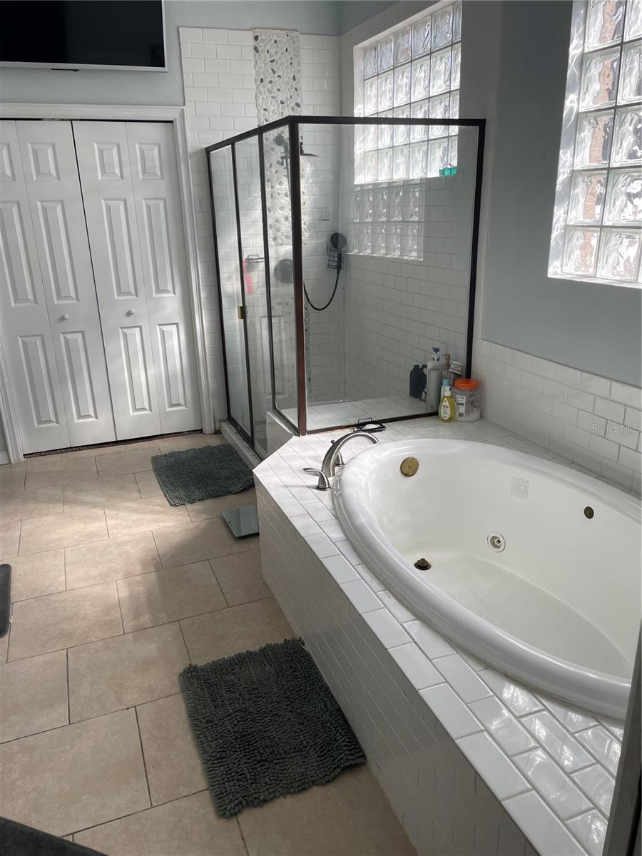 HAMMOCKS - Residential