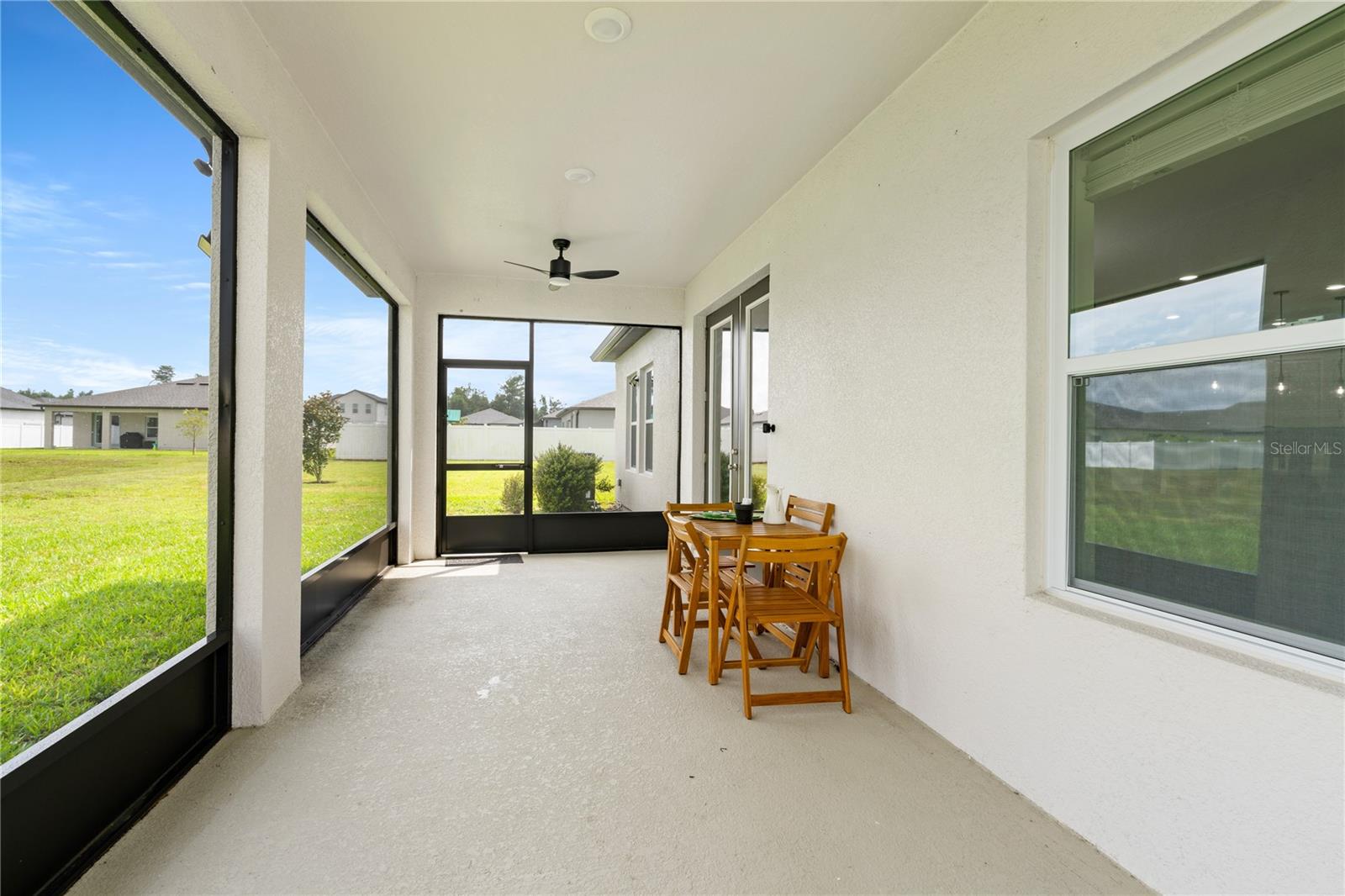 HAMPTON OAKS - Residential