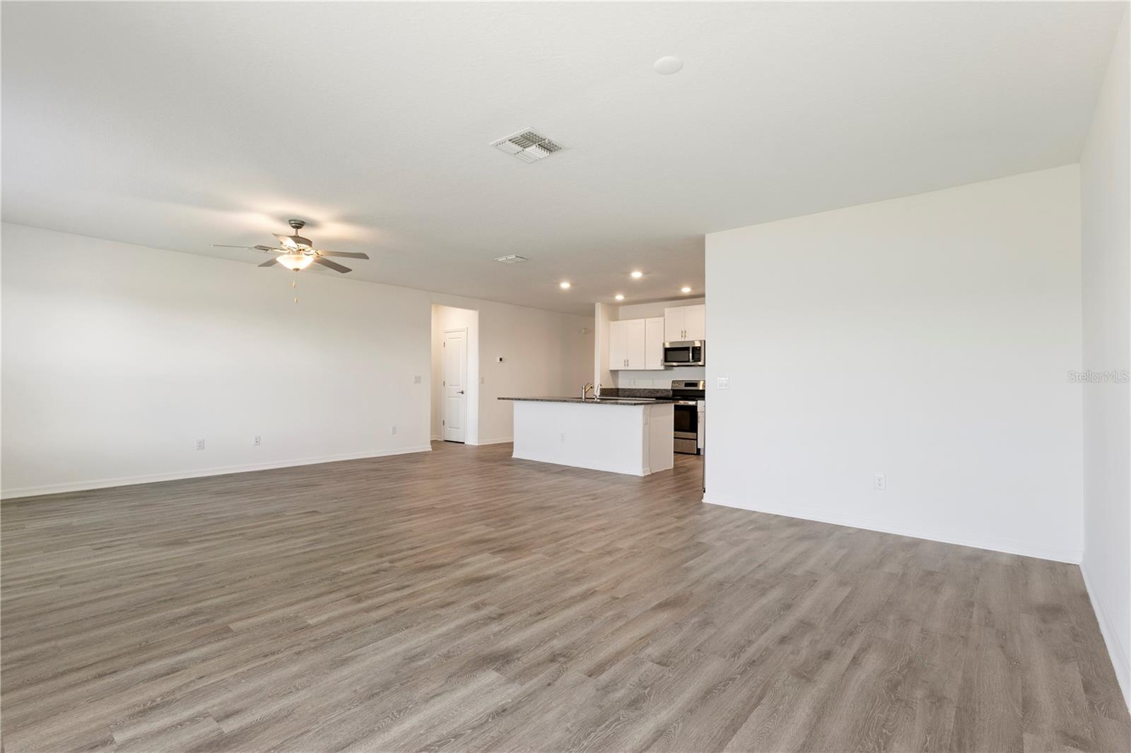 EPPERSON NORTH VILLAGE B - Residential