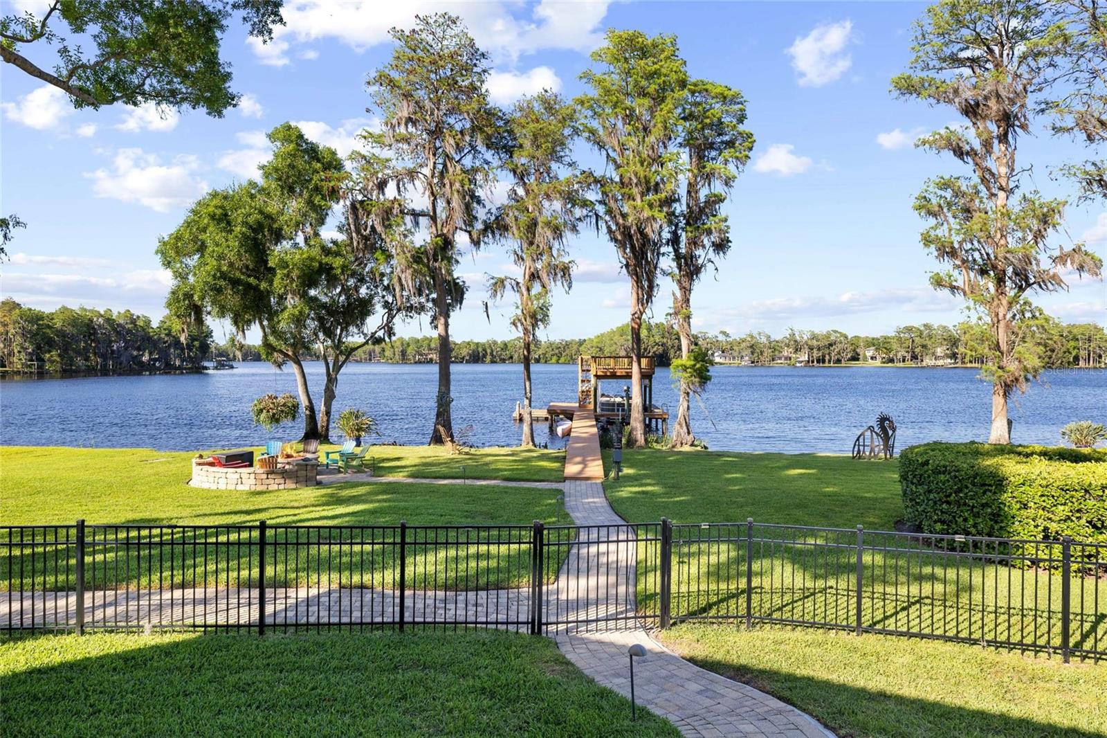 NORTHBRIDGE AT LAKE PRETTY - Residential