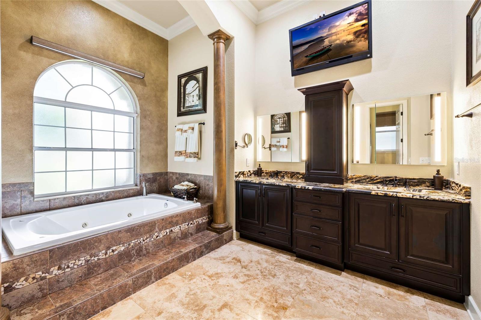 NORTHBRIDGE AT LAKE PRETTY - Residential