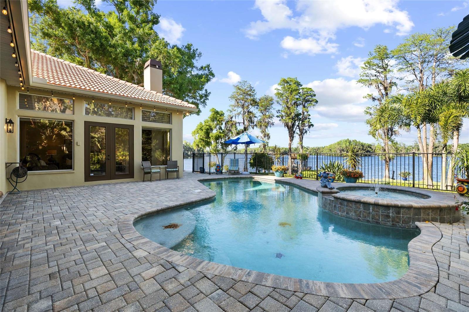NORTHBRIDGE AT LAKE PRETTY - Residential