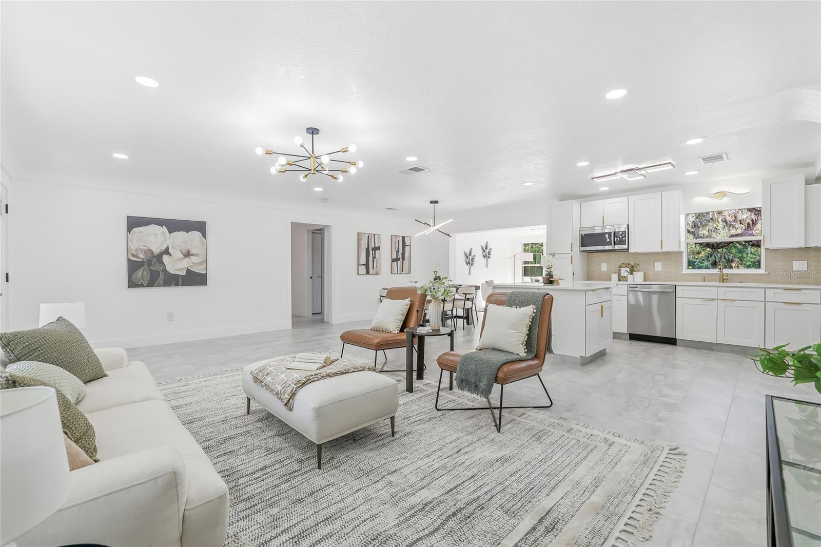 TAMPAS NORTH SIDE CNTRY CL - Residential