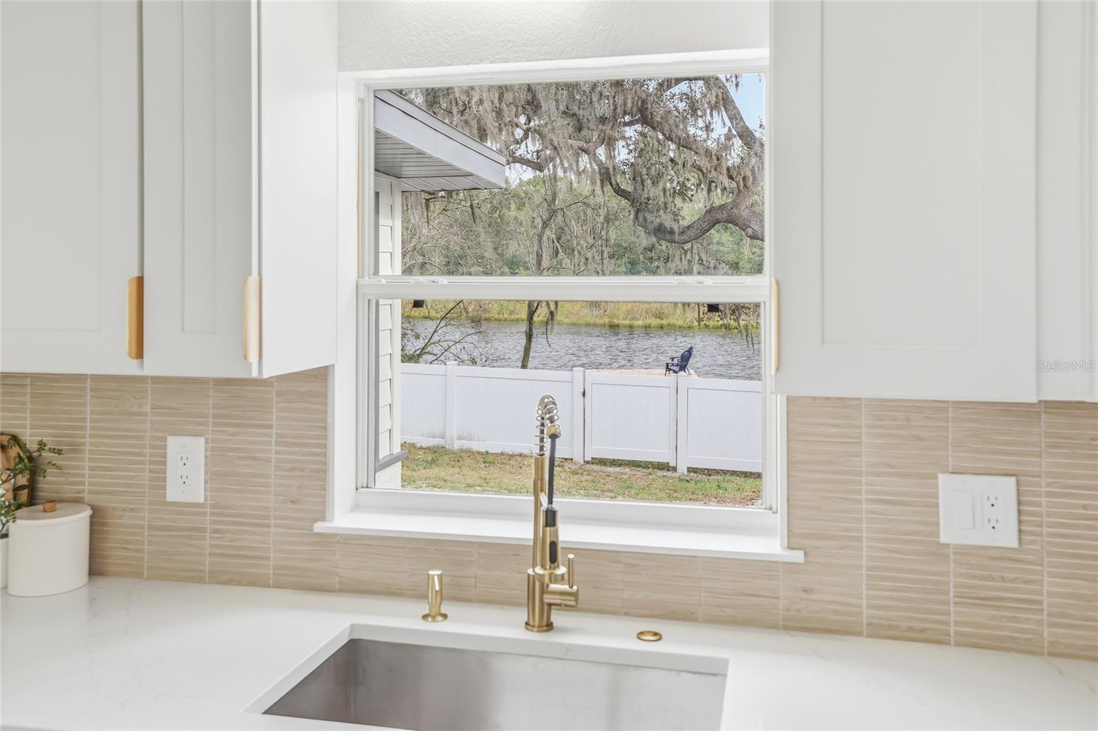 TAMPAS NORTH SIDE CNTRY CL - Residential