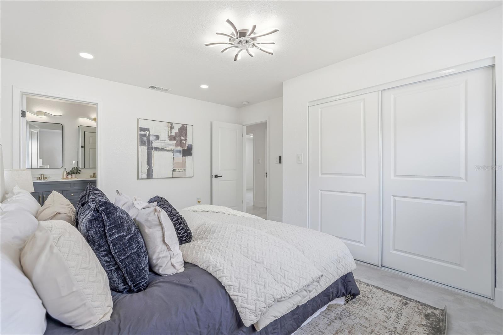 TAMPAS NORTH SIDE CNTRY CL - Residential