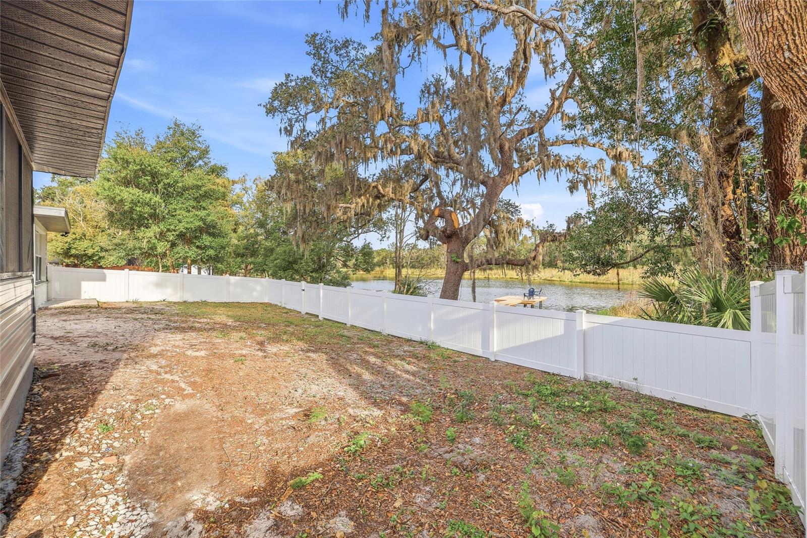 TAMPAS NORTH SIDE CNTRY CL - Residential