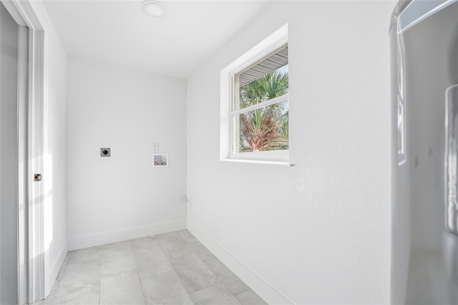 TAMPAS NORTH SIDE CNTRY CL - Residential