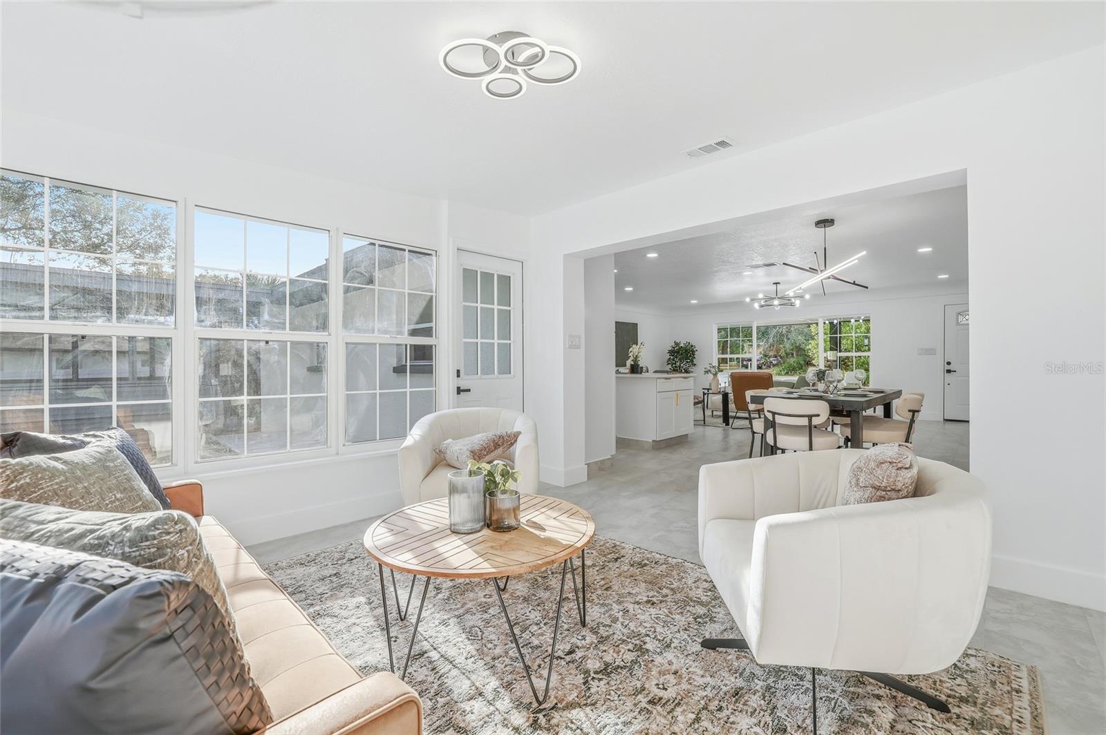 TAMPAS NORTH SIDE CNTRY CL - Residential