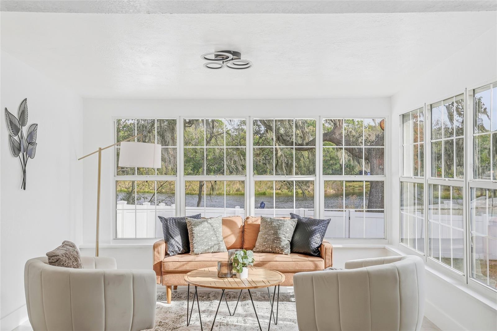 TAMPAS NORTH SIDE CNTRY CL - Residential