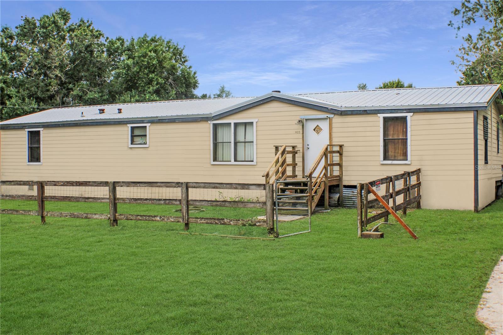 View SAINT CLOUD, FL 34772 mobile home