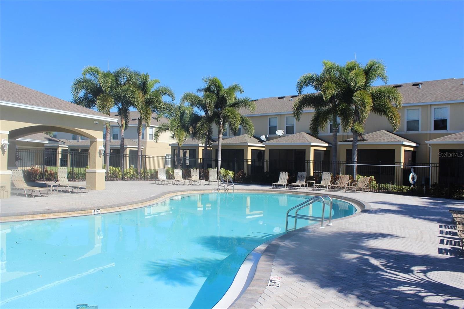 SAWGRASS VILLAGE - Residential