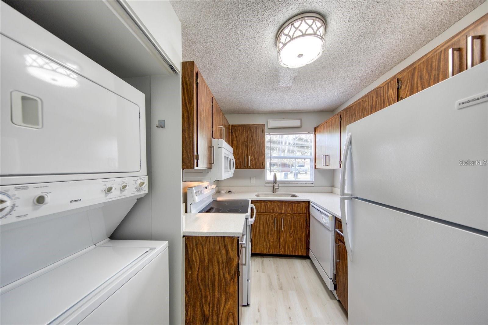 TERRACE GARDENS - Residential Lease