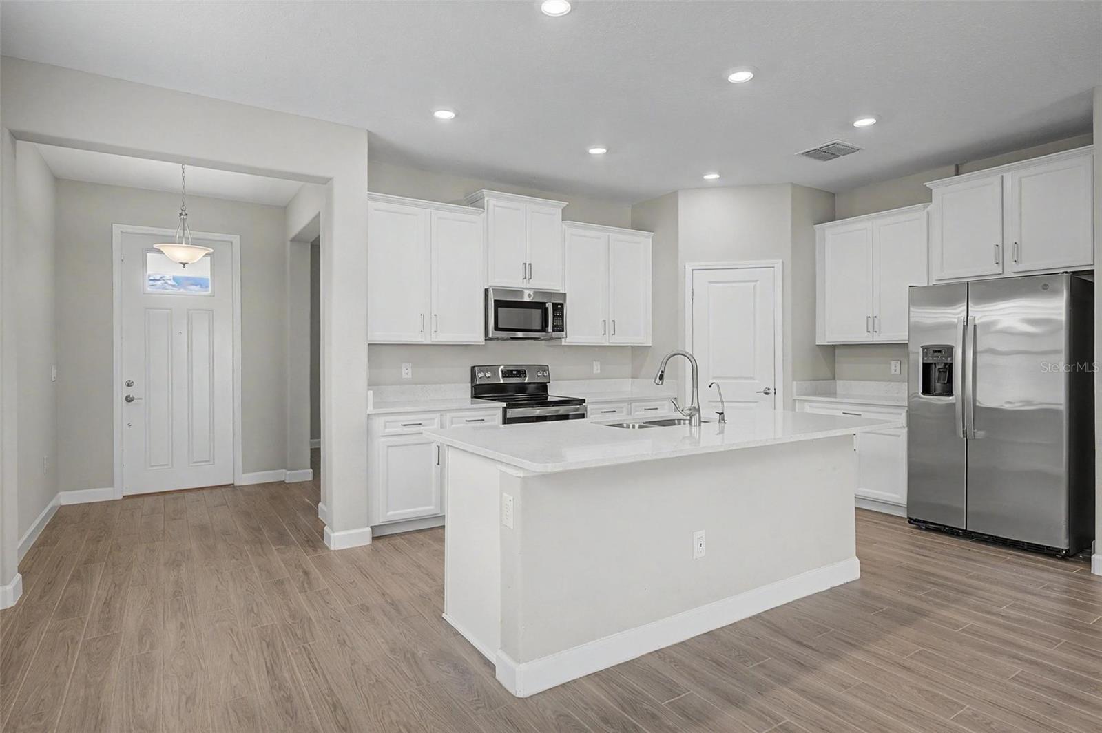 31603 MAGNA GULF LOOP