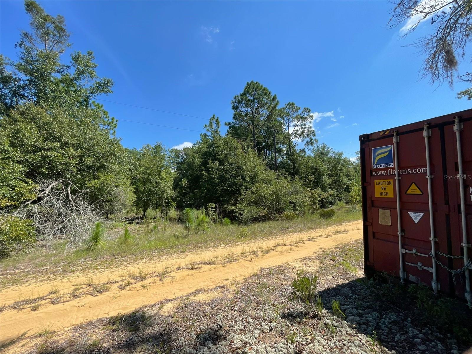 INTERLACHEN LAKES ESTATES - Land