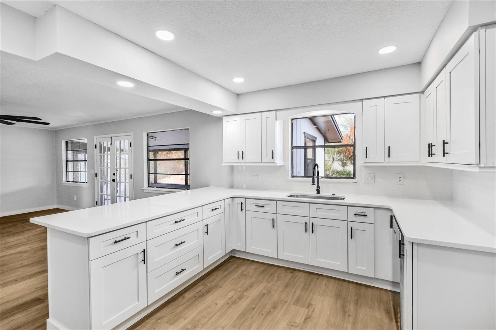 ORANGE CITY ESTATES UNIT 01 & 02 - Residential