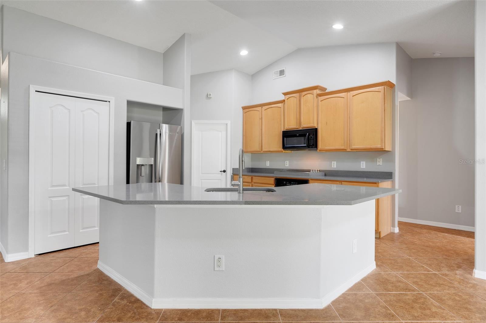 EAST LAKE COVE PH 1 - Residential