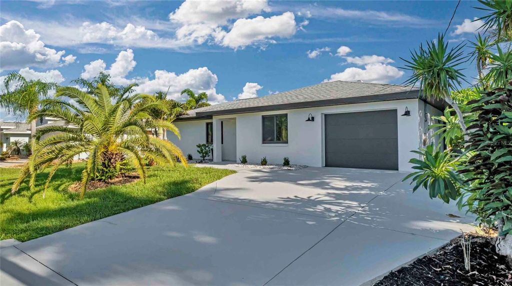 Photo of 15180 Lyneburg Avenue, Port Charlotte, FL 33981 (MLS # D6144360)