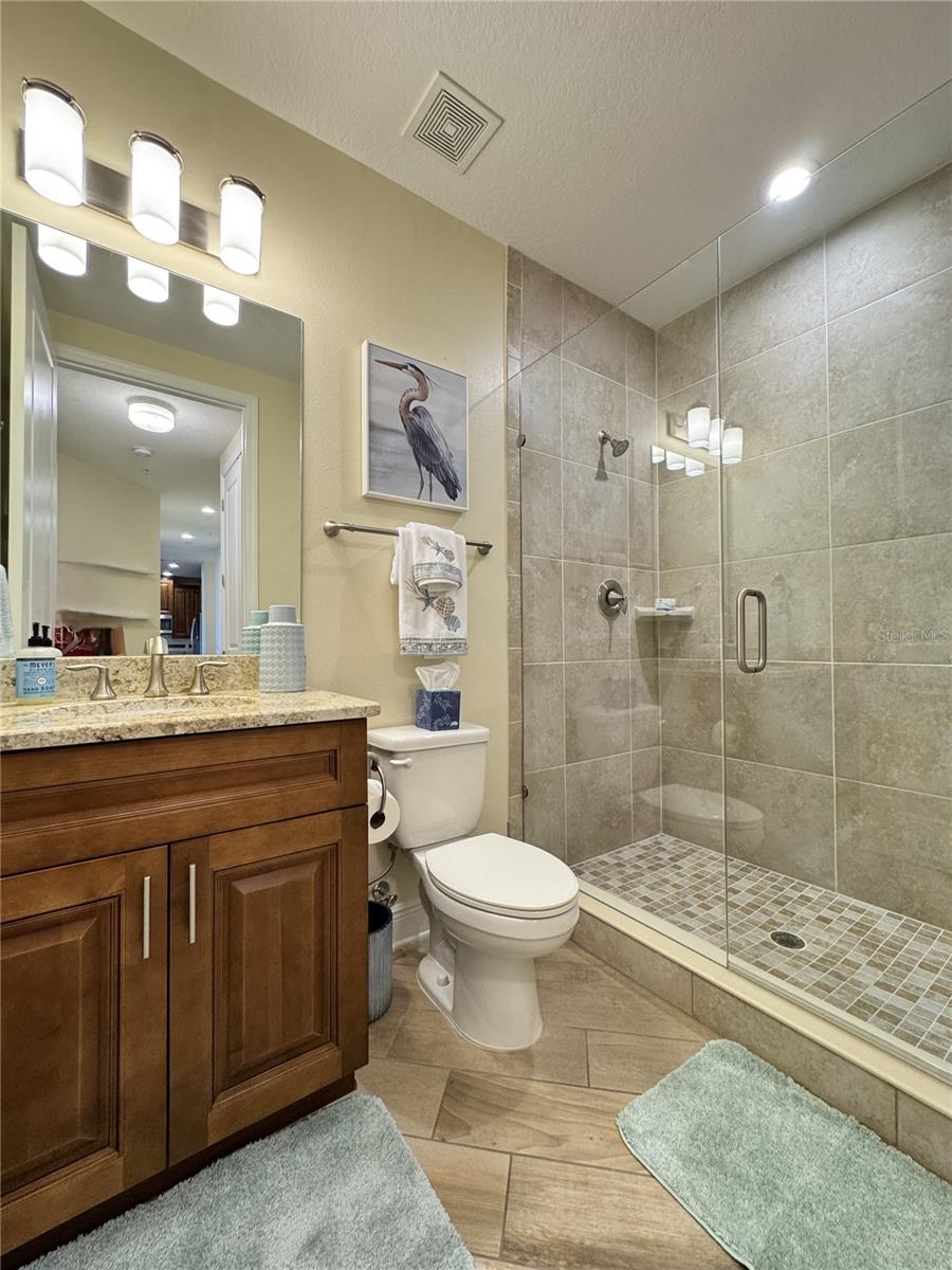 PALMA SOLA BAY CLUB - Residential Lease