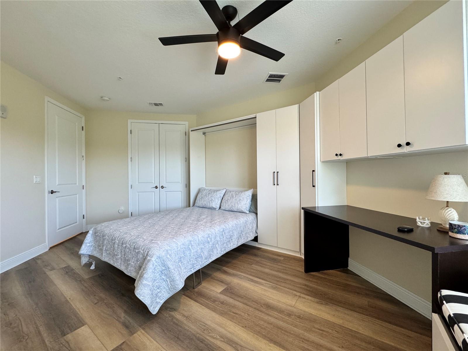 PALMA SOLA BAY CLUB - Residential Lease