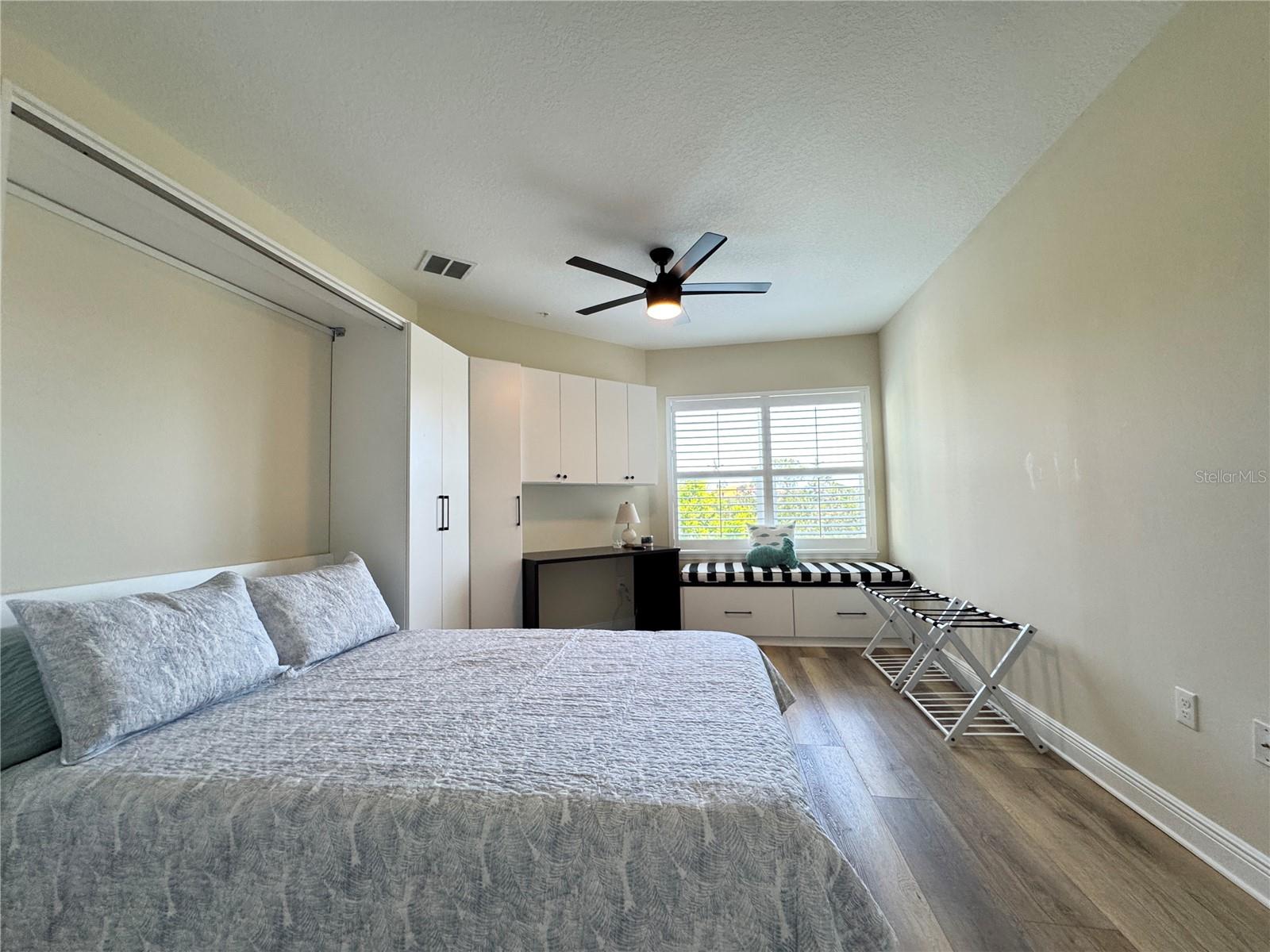 PALMA SOLA BAY CLUB - Residential Lease