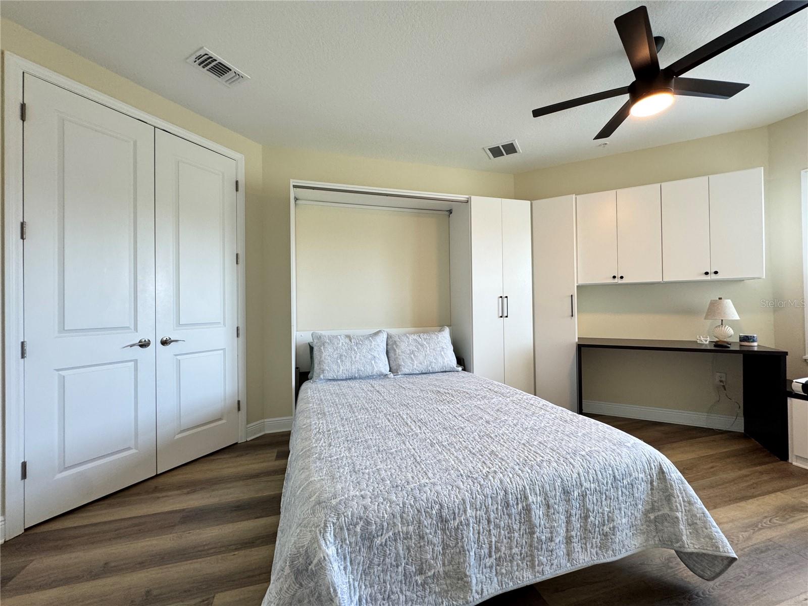 PALMA SOLA BAY CLUB - Residential Lease