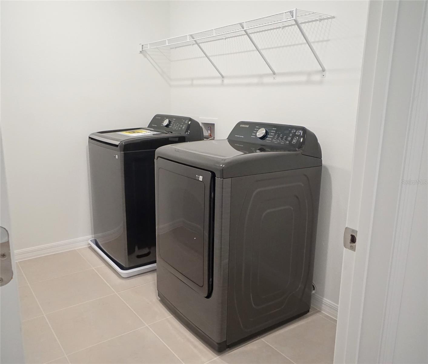 WHISPERING PINES PH 2 - Residential Lease