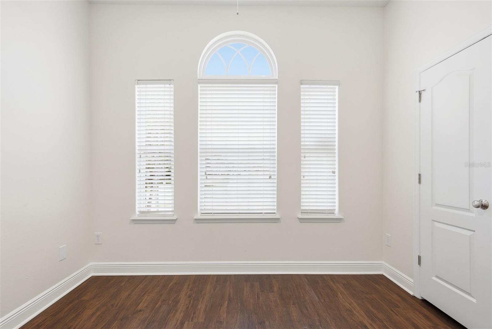 PALM COVE PH 02 - Residential