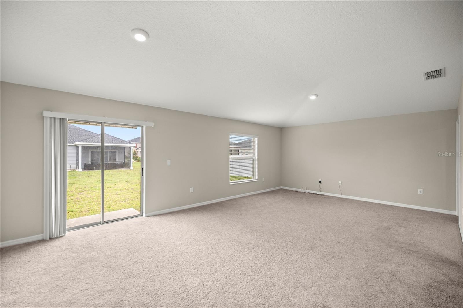 FREEDOME CROSSINGS PRESERVE - Residential