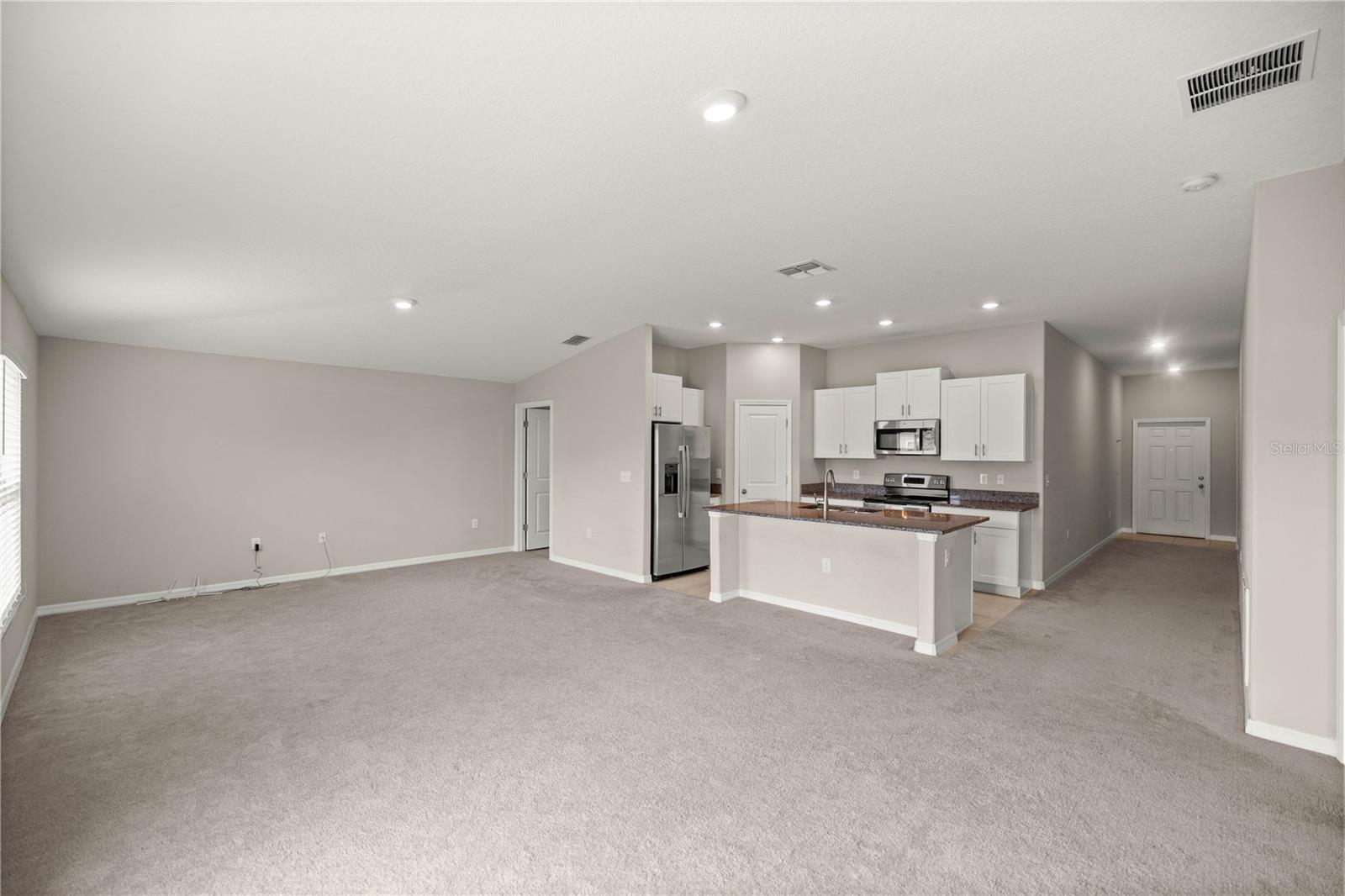 FREEDOME CROSSINGS PRESERVE - Residential